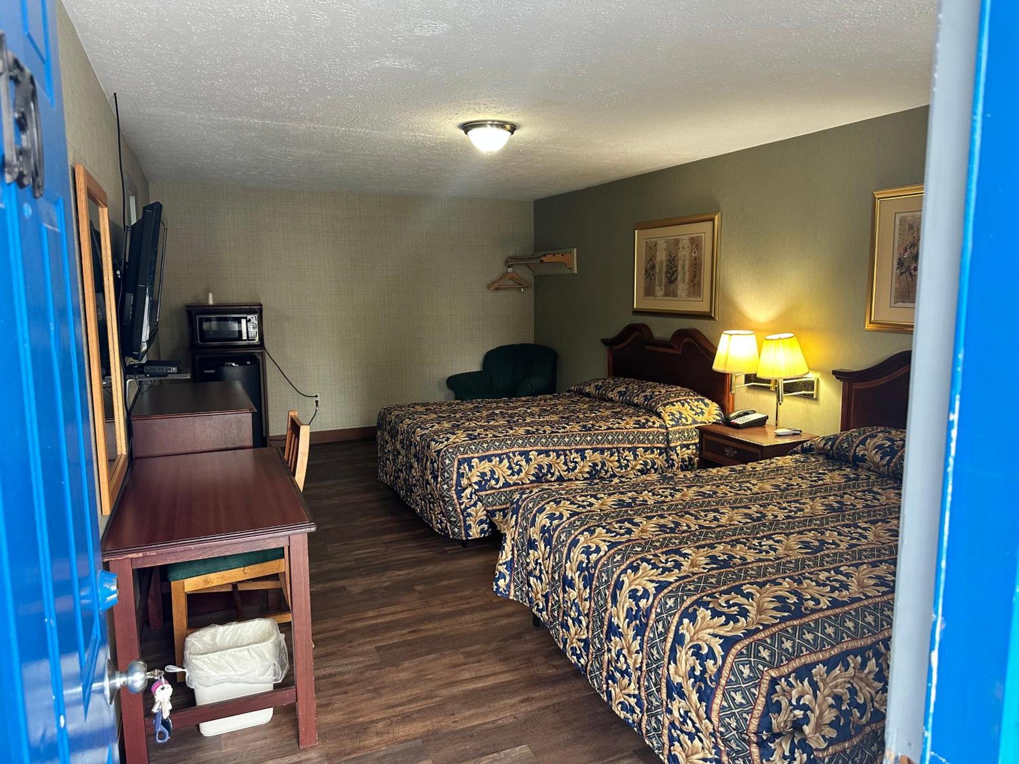Westgate Manor Motel Austintown & Youngstown Ohio Екстер'єр фото